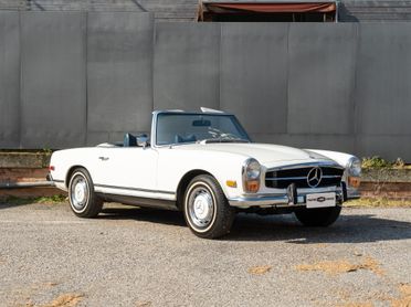 Mercedes-Benz SL 280 PAGODINO