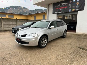 Renault Megane Mégane 1.5 dCi/105CV Grandtour Serie Speciale Exception