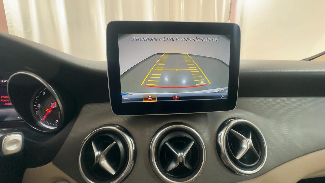 Mercedes-benz GLA 180 GLA 180 d Automatic Sport
