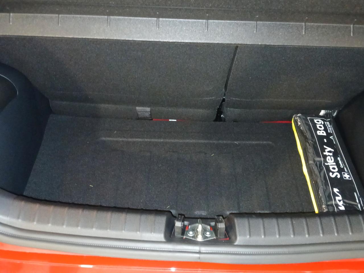 Kia Picanto 1.0 GDi 5 porte Urban TT