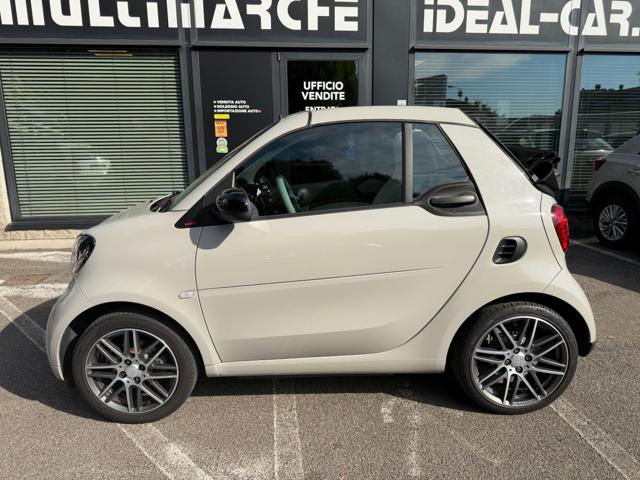 SMART ForTwo 70 1.0 Twin. Cabrio Brabus Style