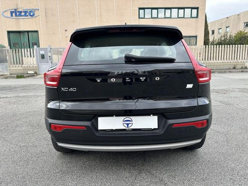 Volvo XC40 Recharge T4 Plug-in Hybrid auto Recharge R-Design