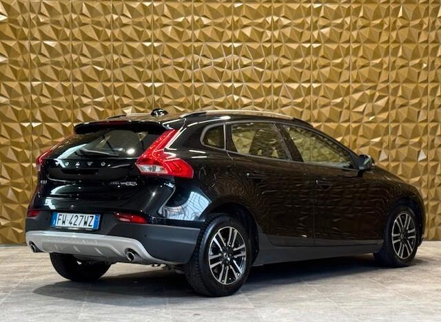 Volvo V40 Cross Country D2 Style Plus