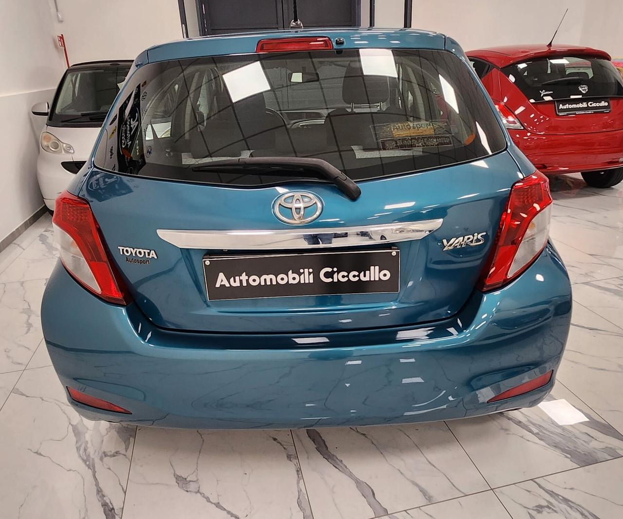 Toyota Yaris 1.3 5 porte Lounge