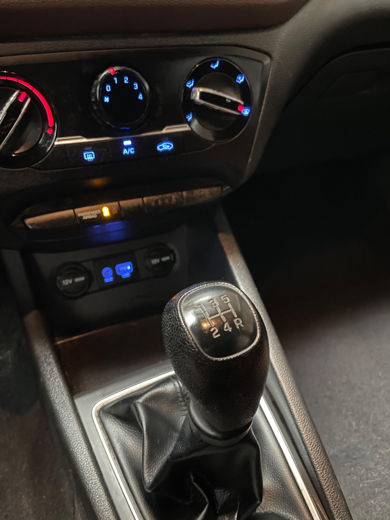 Hyundai i20 1.2 Neopatentati Euro 6