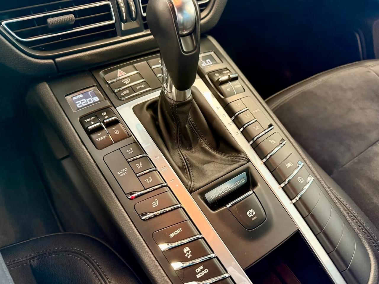 Porsche Macan 2.0 PDK / Telecamera/ Riscaldatore