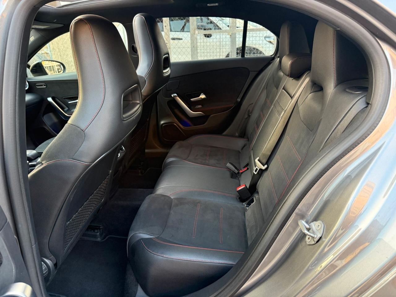 Mercedes-benz A 200 d Automatic Premium Amg 2021