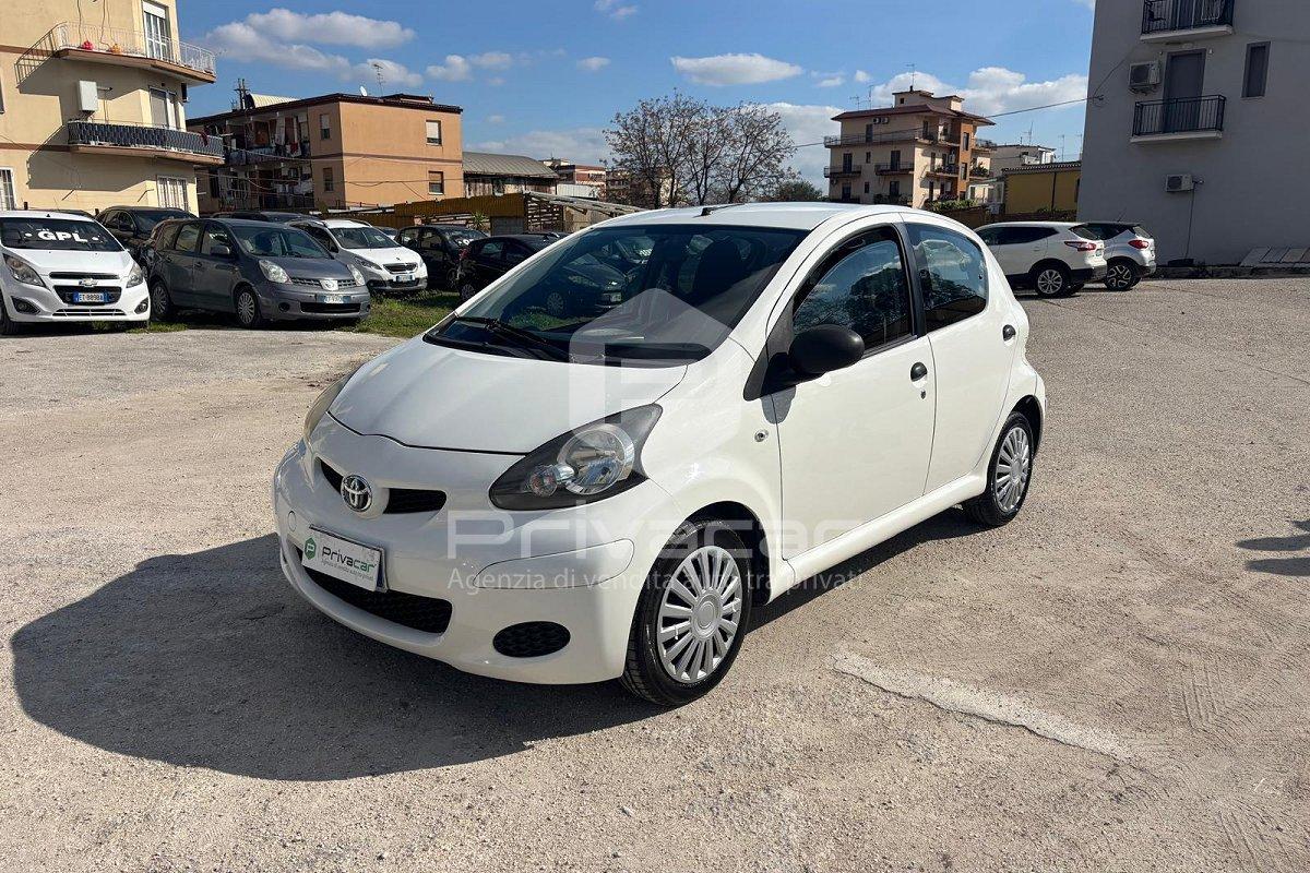 TOYOTA Aygo 1.0 12V VVT-i 5 porte Sol Connect