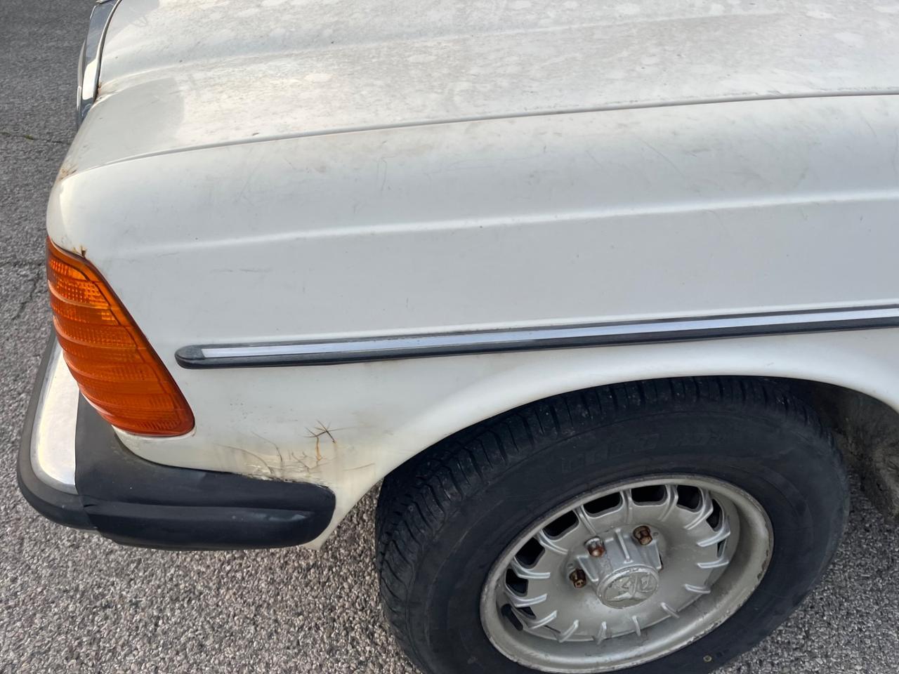 Mercedes benz 240 TD Aspirato w123