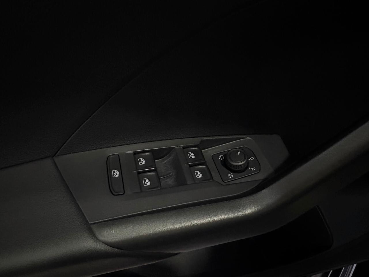 Volkswagen T-Cross 1.0 TSI 110cv DSG Automatica Style ITALIANA