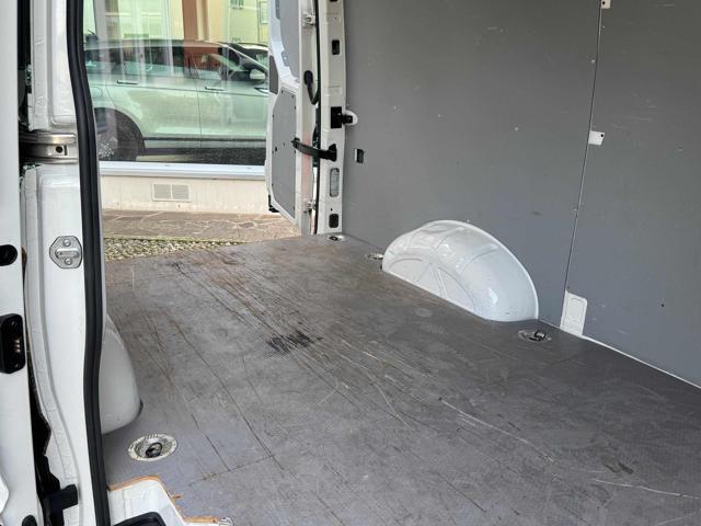 VOLKSWAGEN e-Crafter 35 136 CV PM-TA Furgone