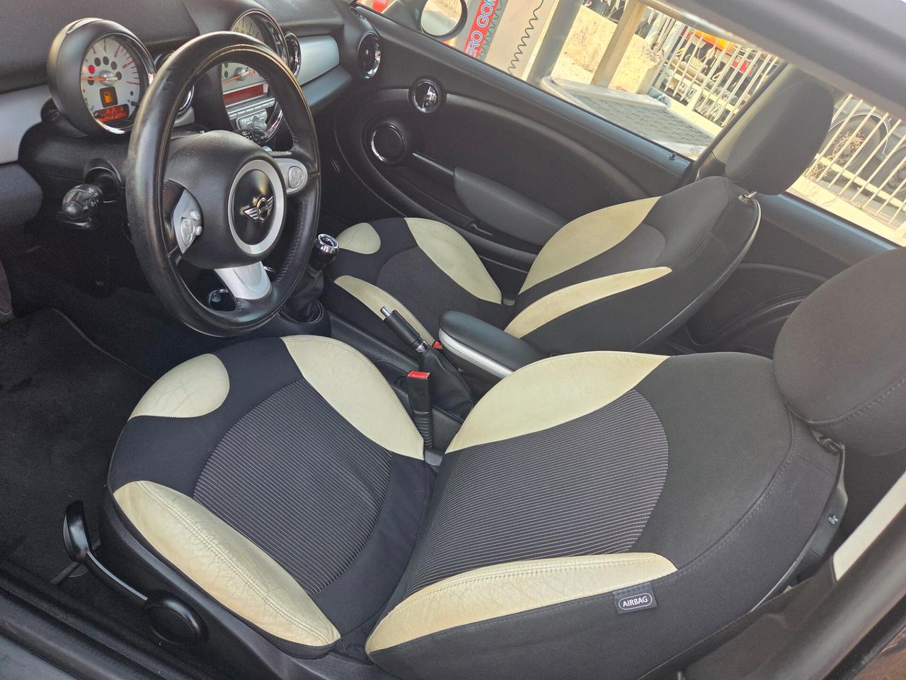 Mini Cooper 1.6 tdiCooper D 2010