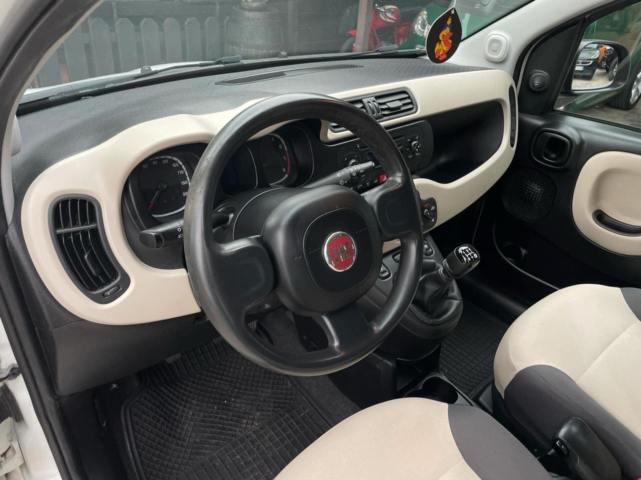 Fiat Panda 1.2 Lounge E6 NEOPATENTATI