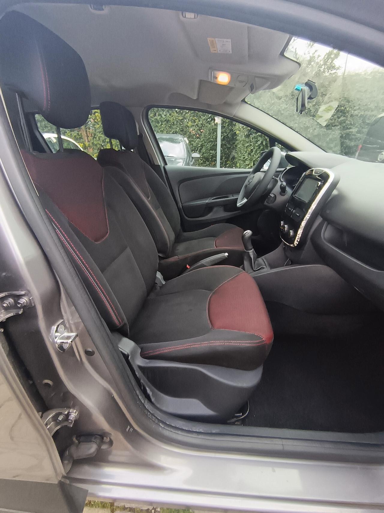 Renault Clio Sporter 1.2 75CV Life