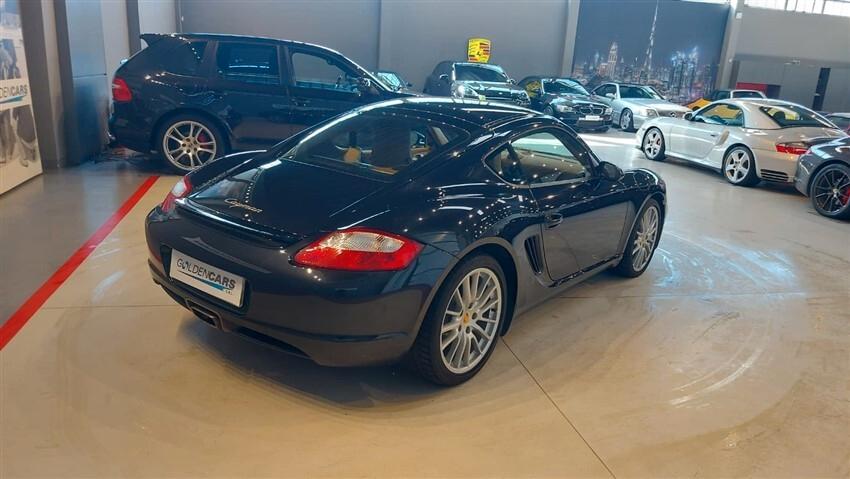 Porsche Cayman 2.7