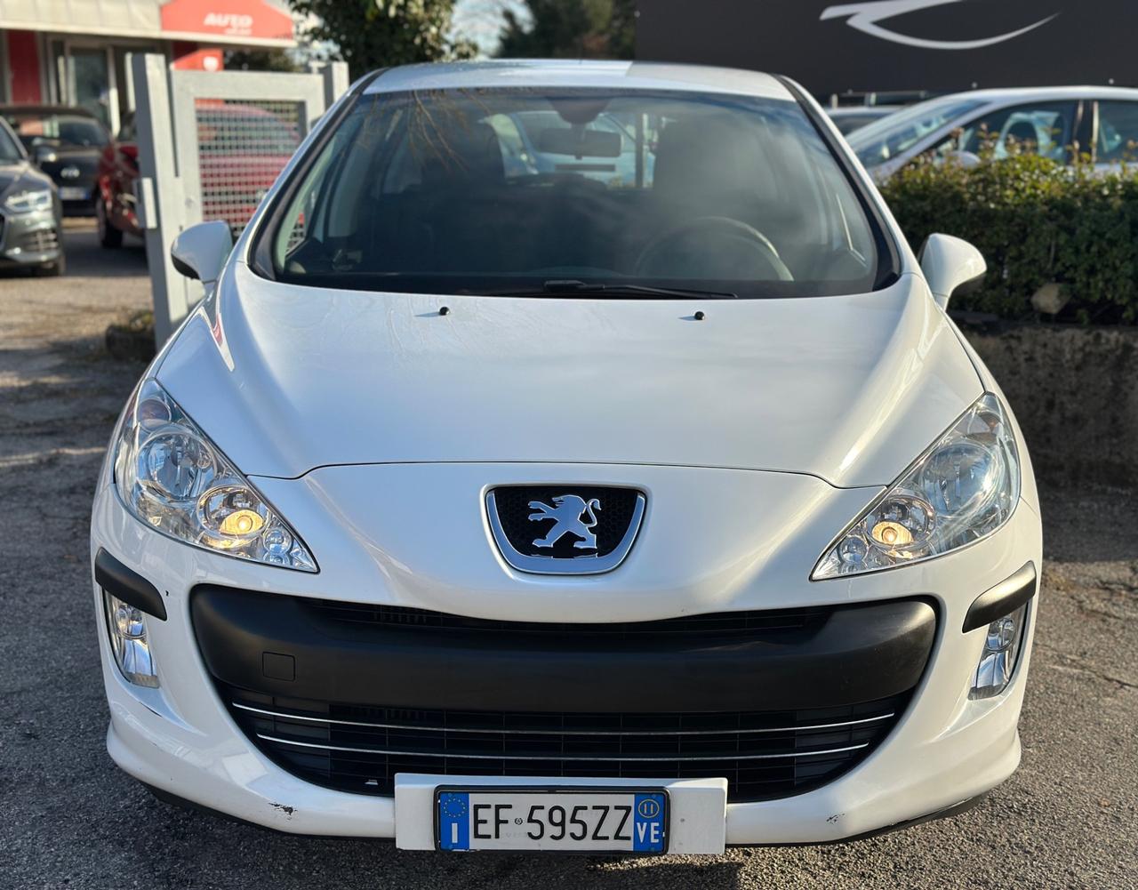 PEUGEOT 308 1.6 8V HDi 112CV cambio robototizzato 2011