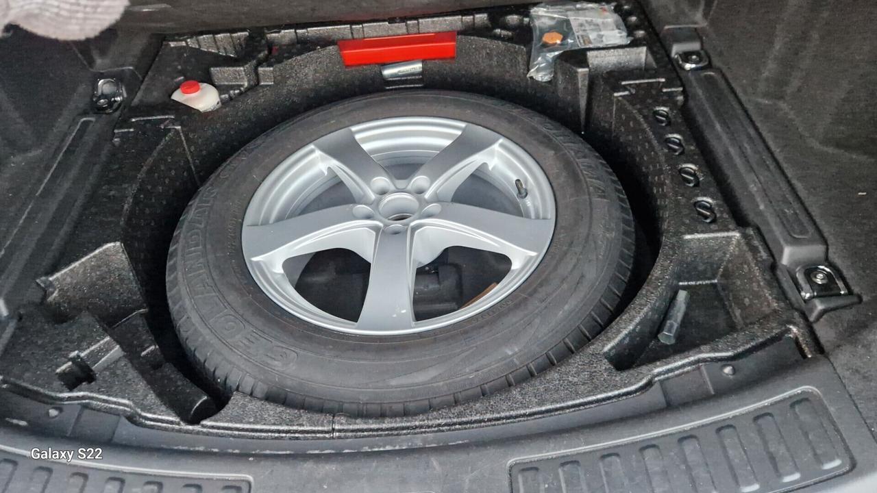 Land Rover Discovery Sport 2.0 TD4 180 full