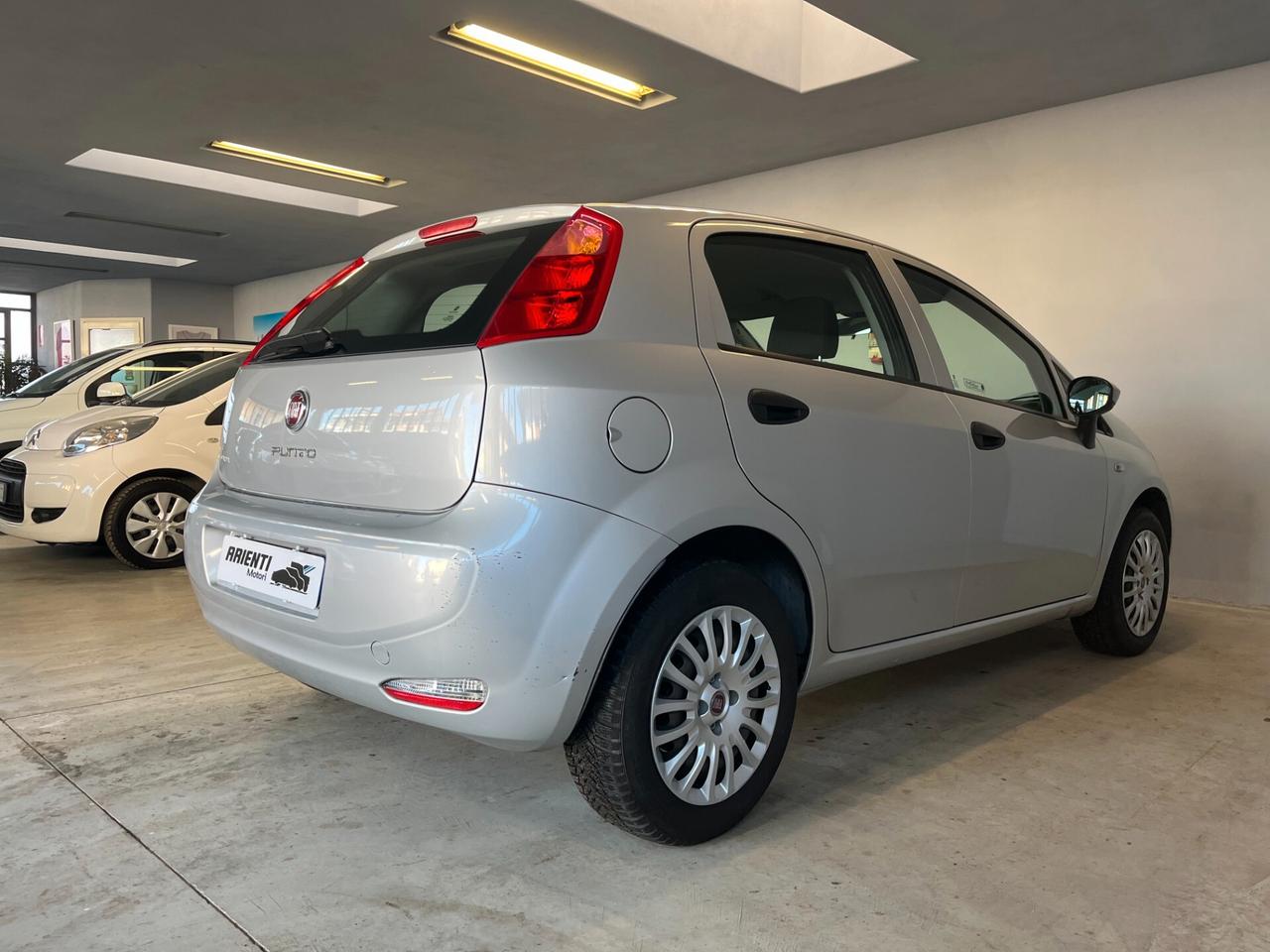 Fiat Punto 1.2cc 69cv EURO6B - OK NEOPAT. 1 PROPRIETARIA