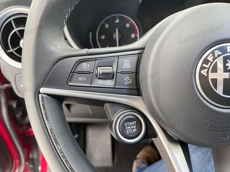 Alfa Romeo Stelvio 2.2 t Business Q4 190cv auto my19