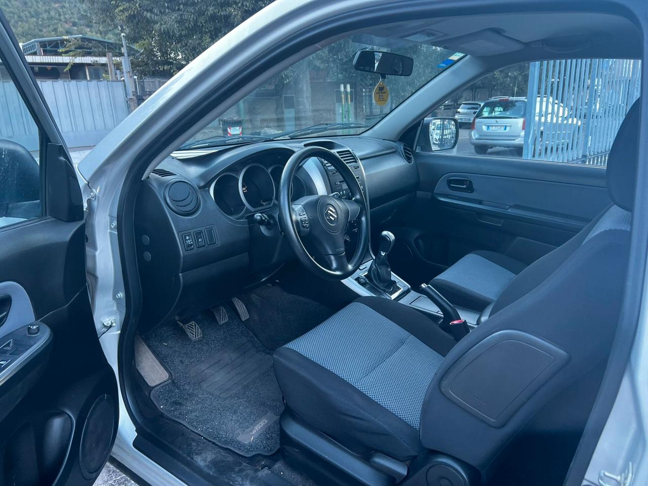 Suzuki Grand Vitara 1.9 DDiS 5 porte