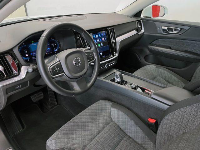 VOLVO V60 2.0 B4 CORE AUTO