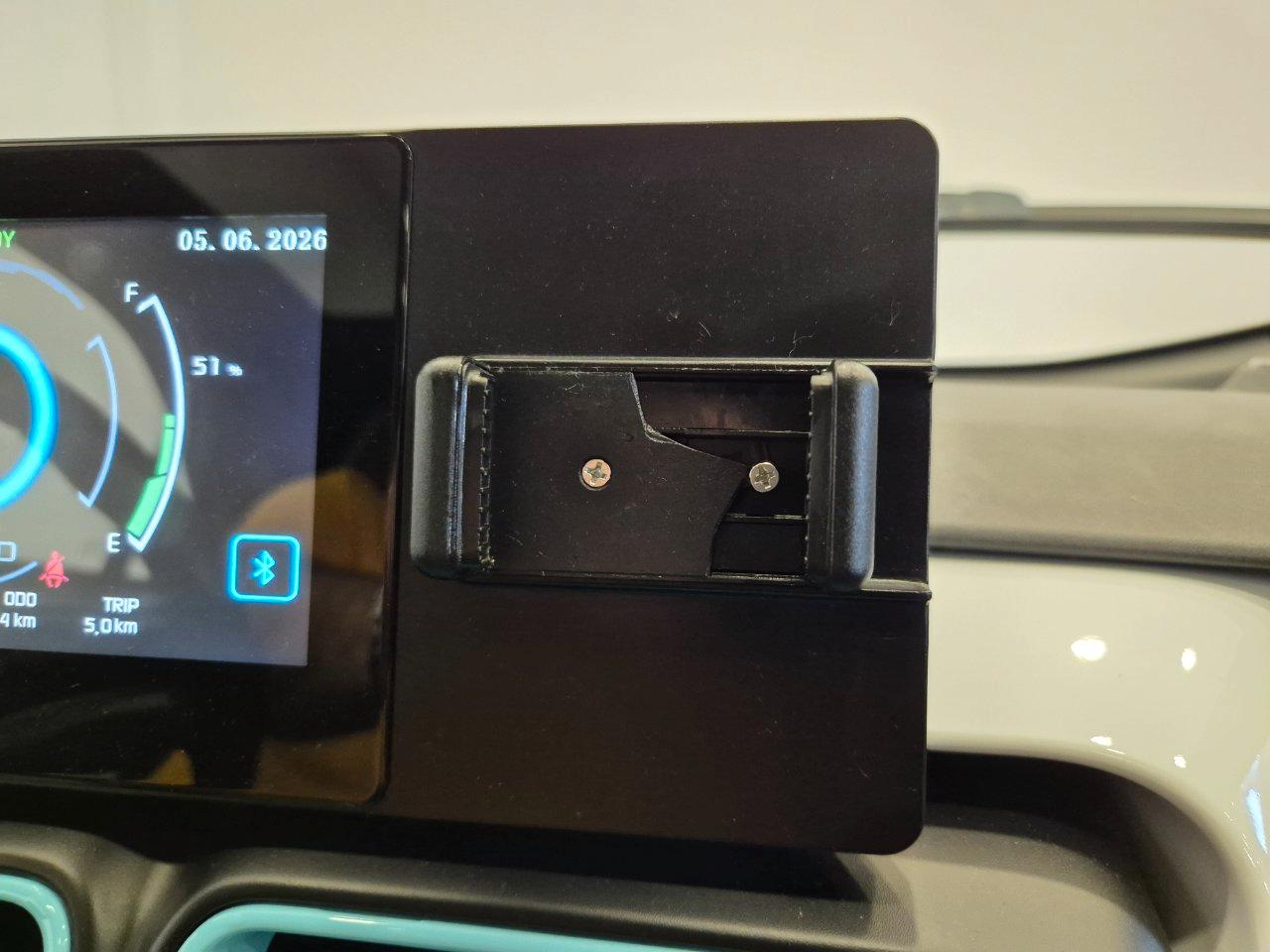 Xev Yoyo 32kWh Electric Blue