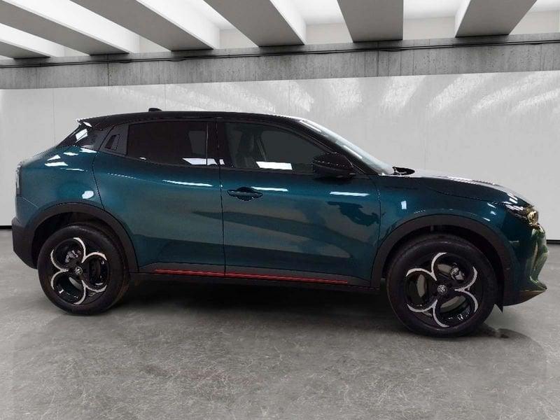 Alfa Romeo Junior 1.2 ibrida Speciale 145cv edct6