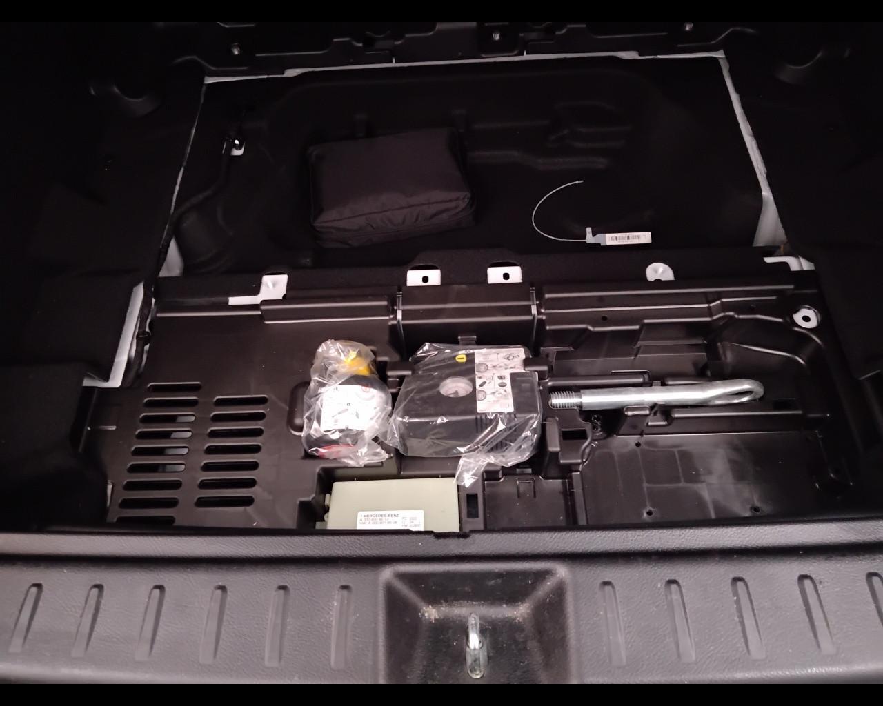 Mercedes-Benz GLB - X247 2019 - GLB 200 d Sport Plus auto