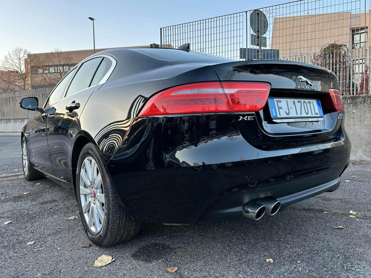 Jaguar XE 2.0 D 180 CV AWD aut. Prestige Business Edition