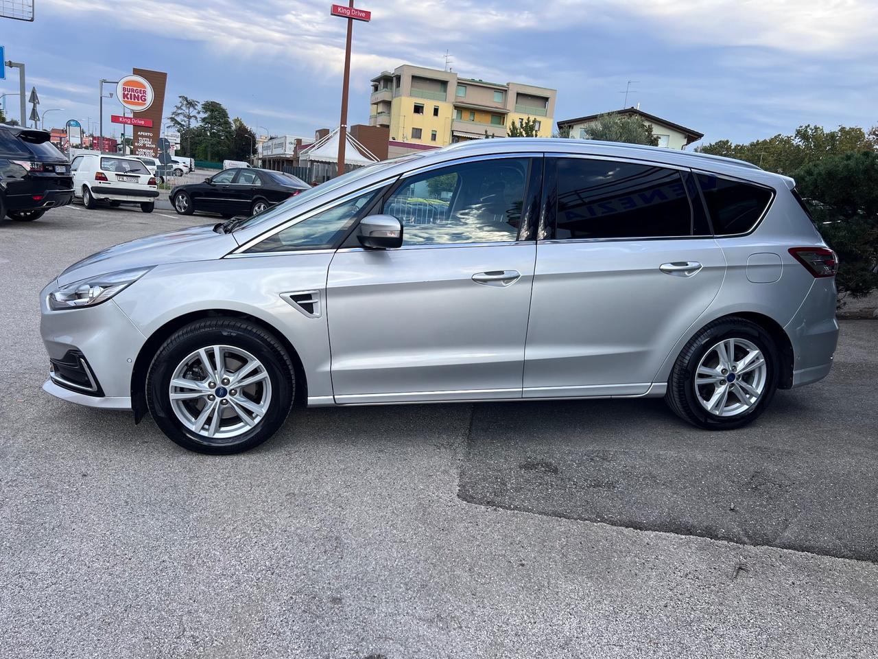 Ford S-Max Titanium 7 Posti * Cambio Automatico CVT 150 Cv