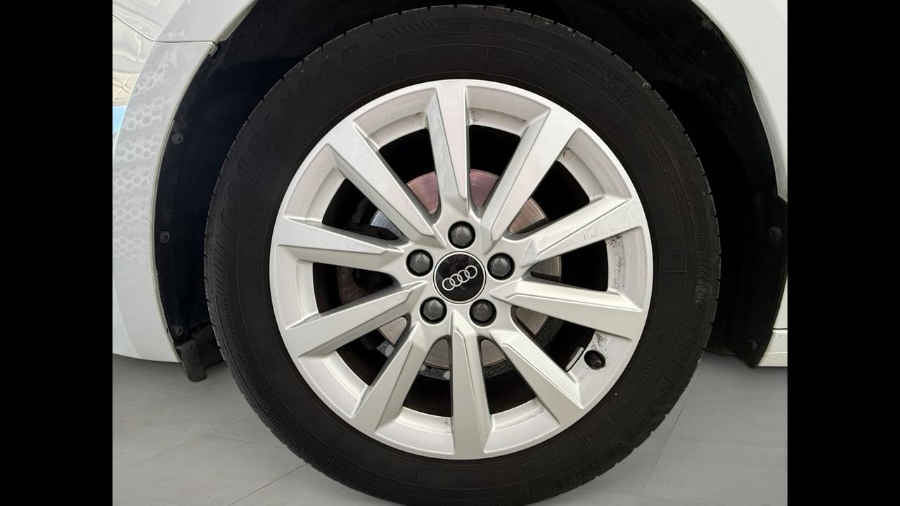 AUDI A1 II 2019 Sportback - A1 Sportback 30 1.0 tfsi Business 110