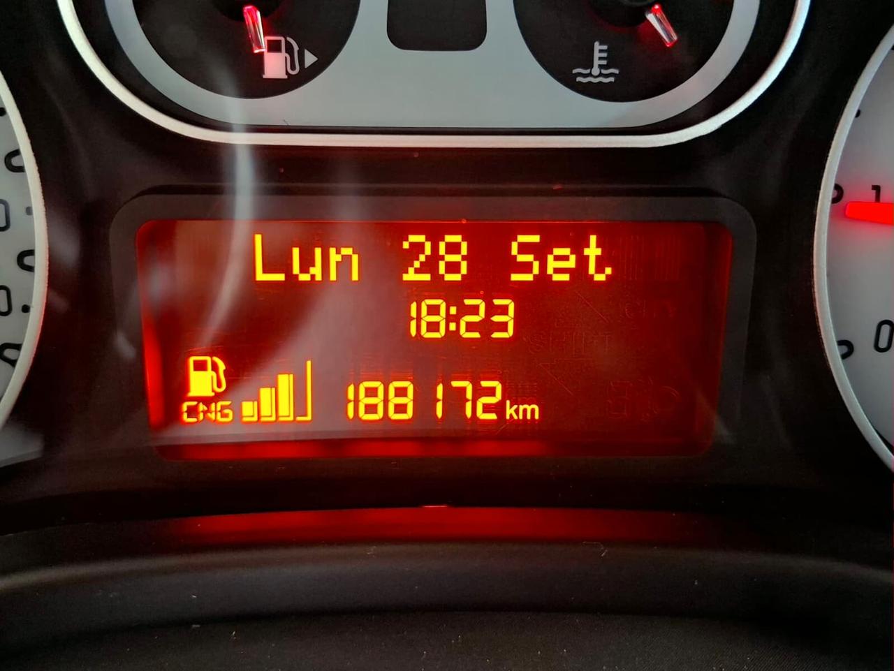 Fiat 500L 0.9 TwinAir Turbo Natural Power 80cv Pop Star 2014