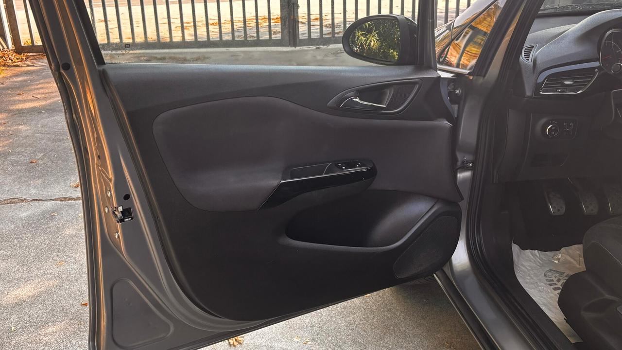 Opel Corsa 1.4 90CV GPL Tech 5 porte Cosmo