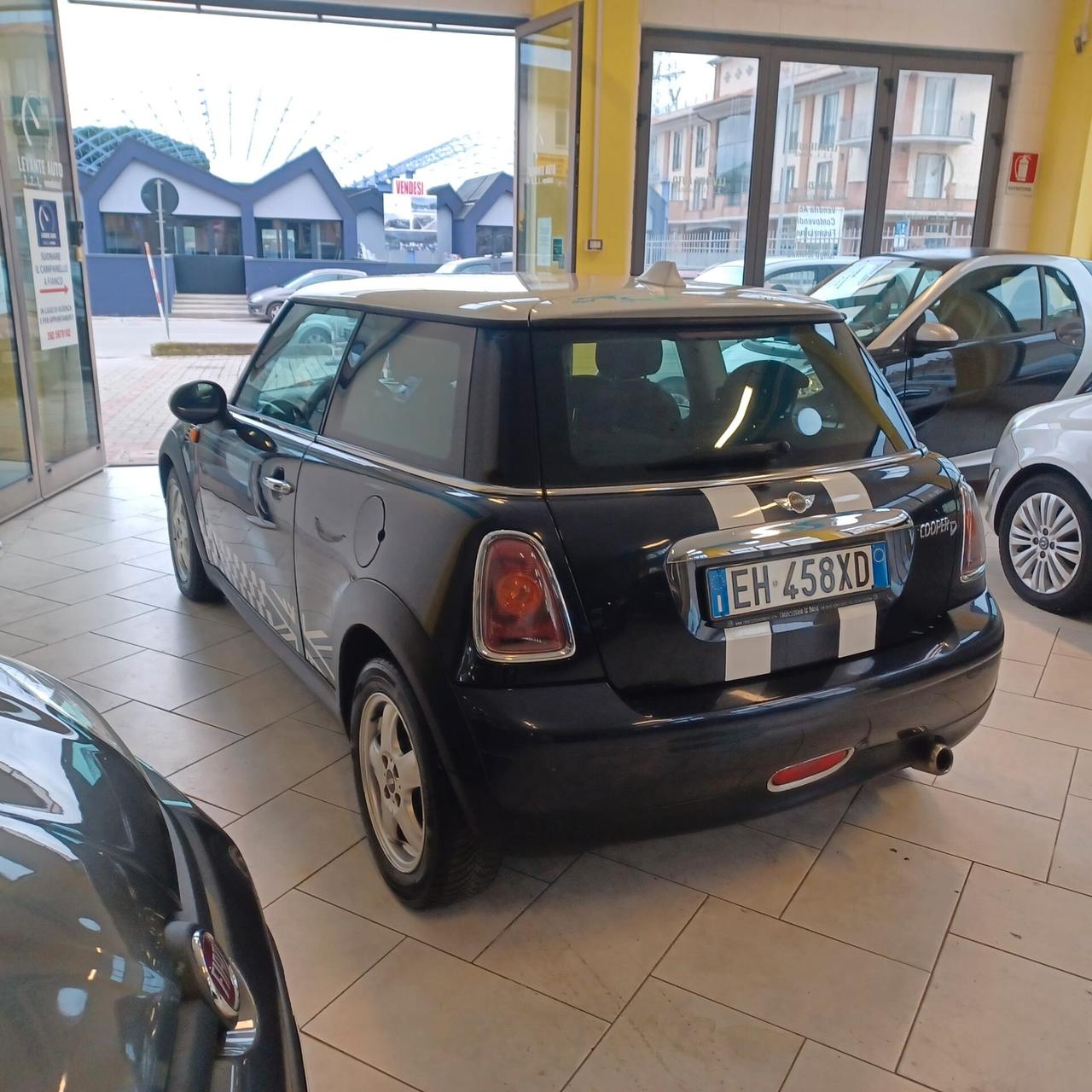 MINI COOPER D 1.6 TDI NEOPATENTATI
