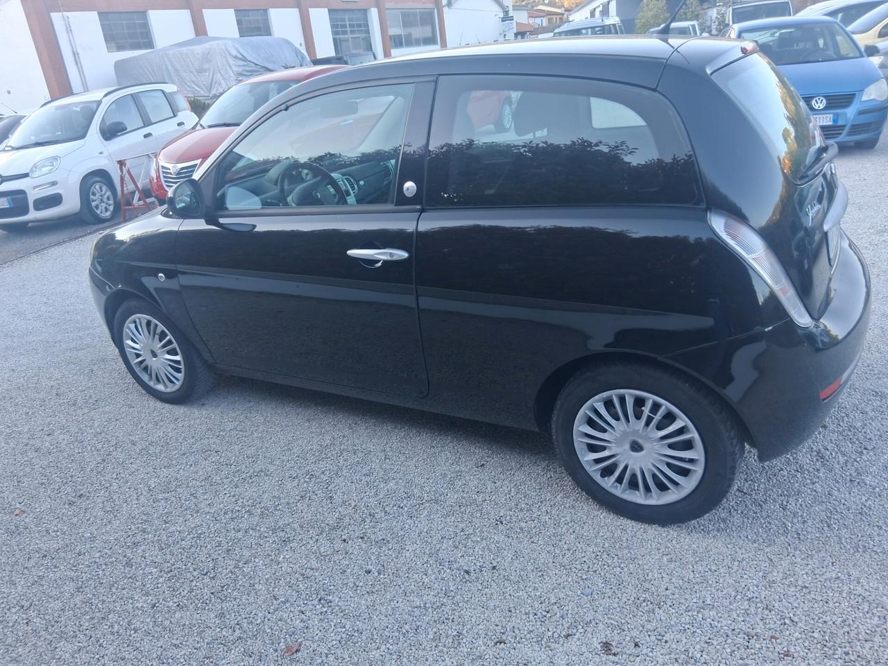 Lancia Ypsilon 1.4 Diva Ecochic GPL