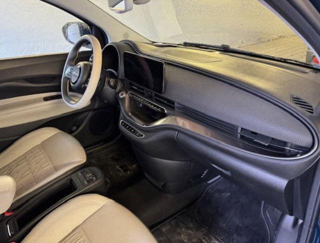 FIAT 500e Cabrio 42 kWh La Prima 320 Km autonomia