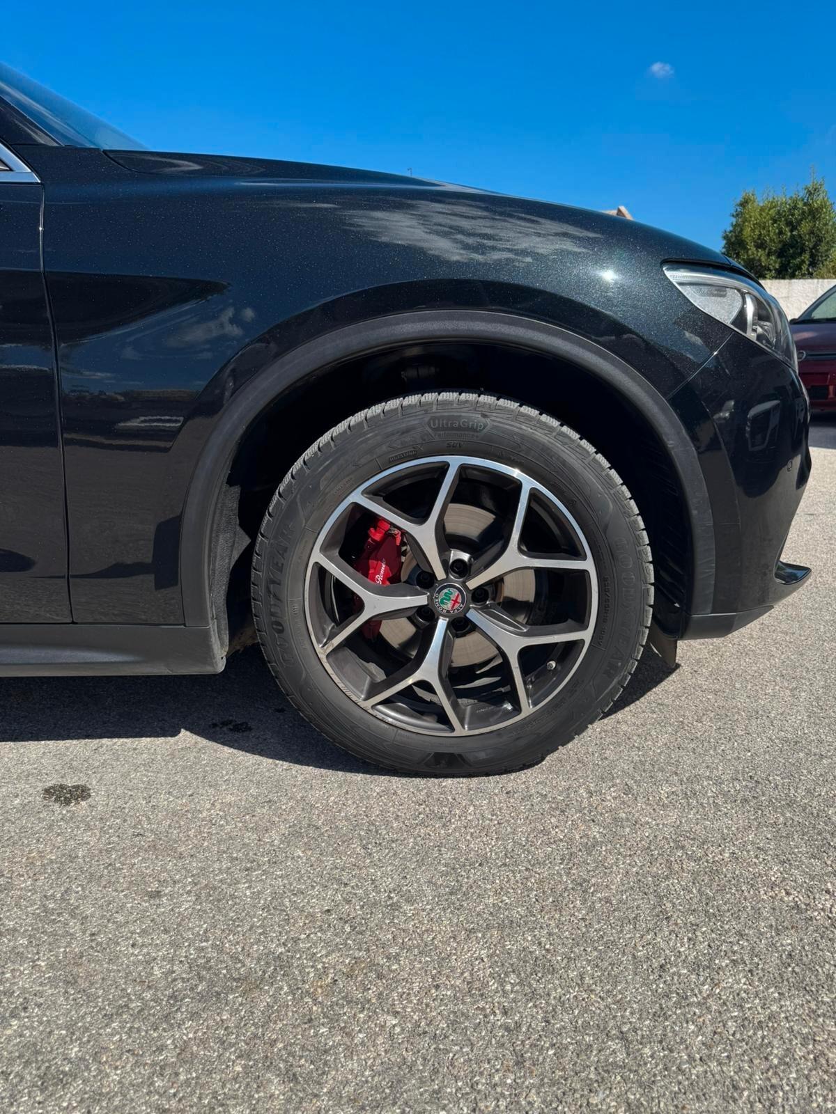 Alfa Romeo Stelvio 2.2 Turbodiesel 190 CV AT8 Q4 Executive