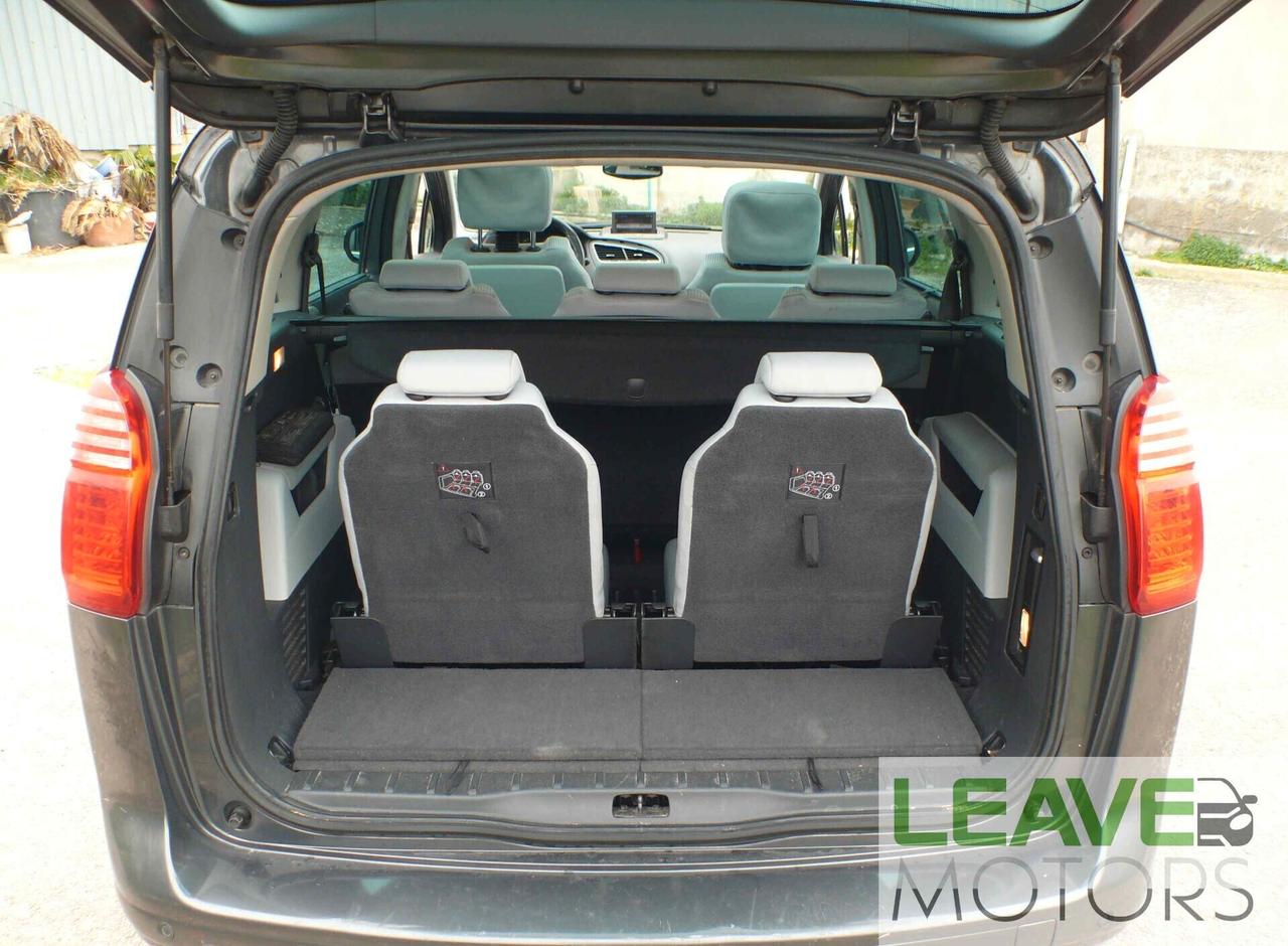 Peugeot 5008 2.0 HDi 150CV Féline (M1468)