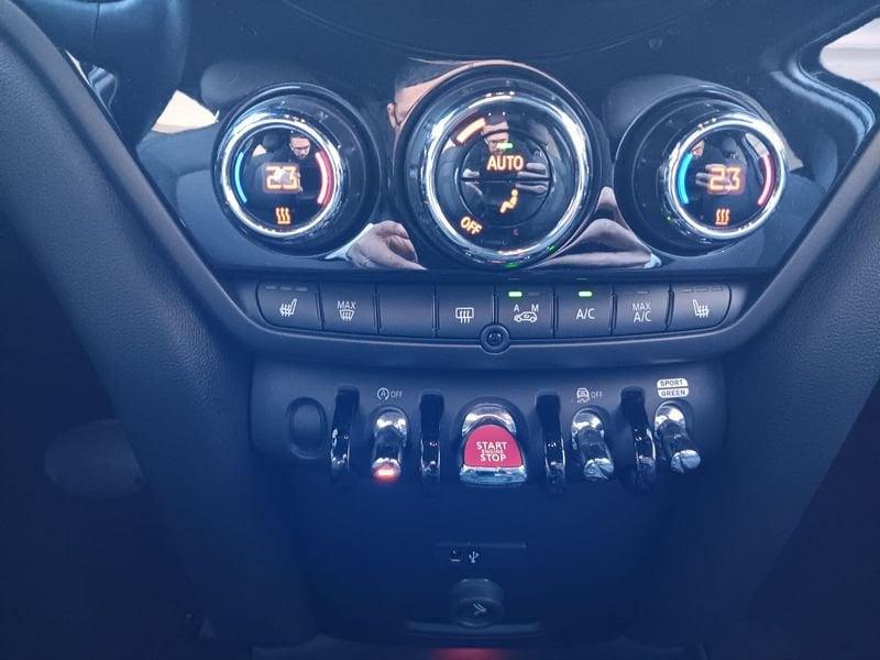 MINI Mini Countryman F60 Mini Countryman 2.0 Cooper D Essential auto