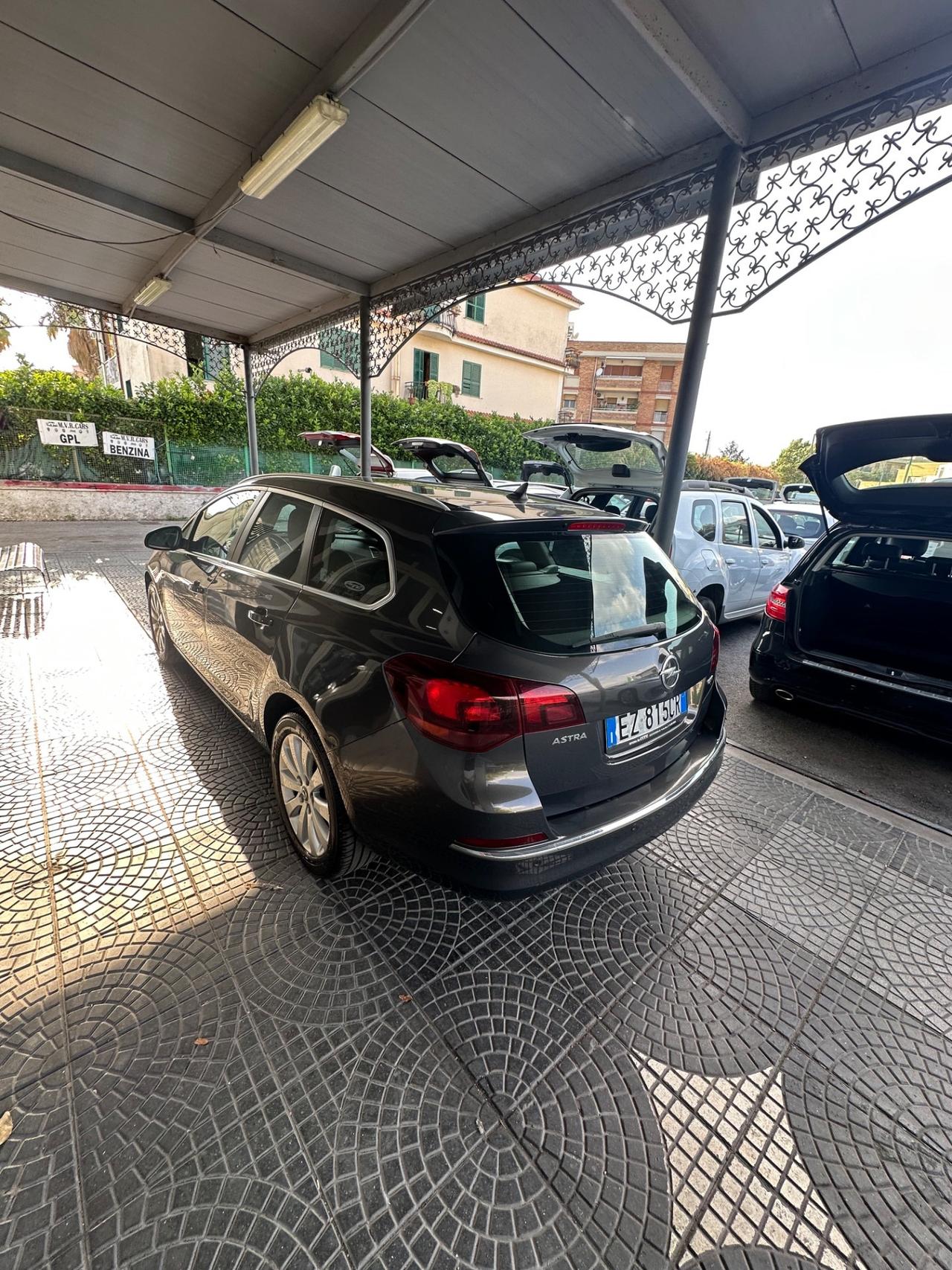 Opel Astra 1.6 CDTI EcoFLEX S&S Sports Tourer Cosmo