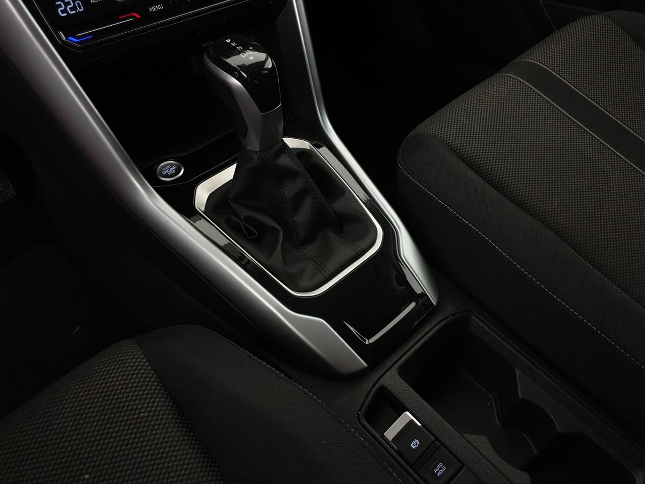 Volkswagen T-Roc 1.5 tsi sport dsg