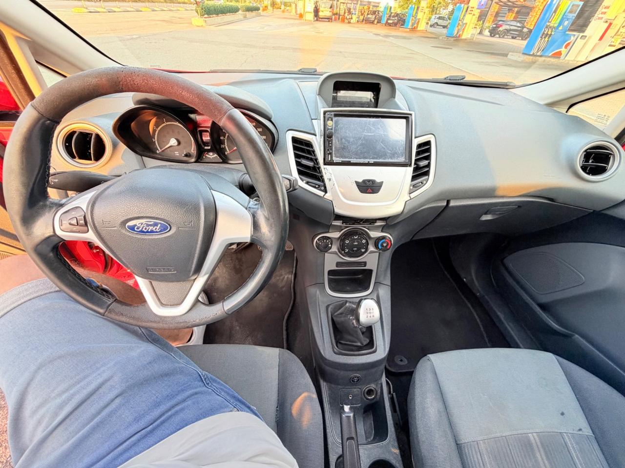 Ford Fiesta 1.4 5 Porte Motore NUOVO