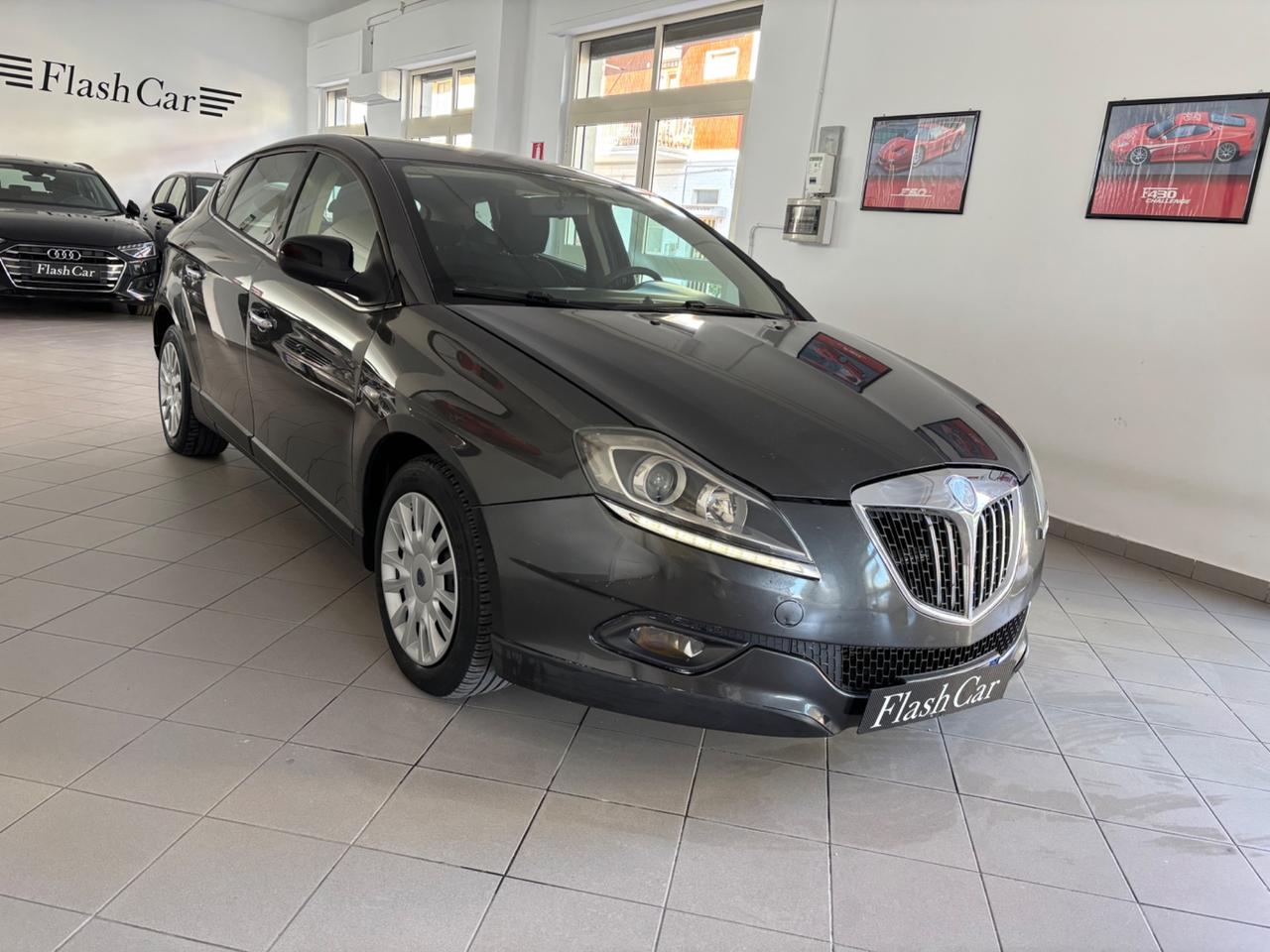 Lancia Delta 1.6 MJT DPF Argento