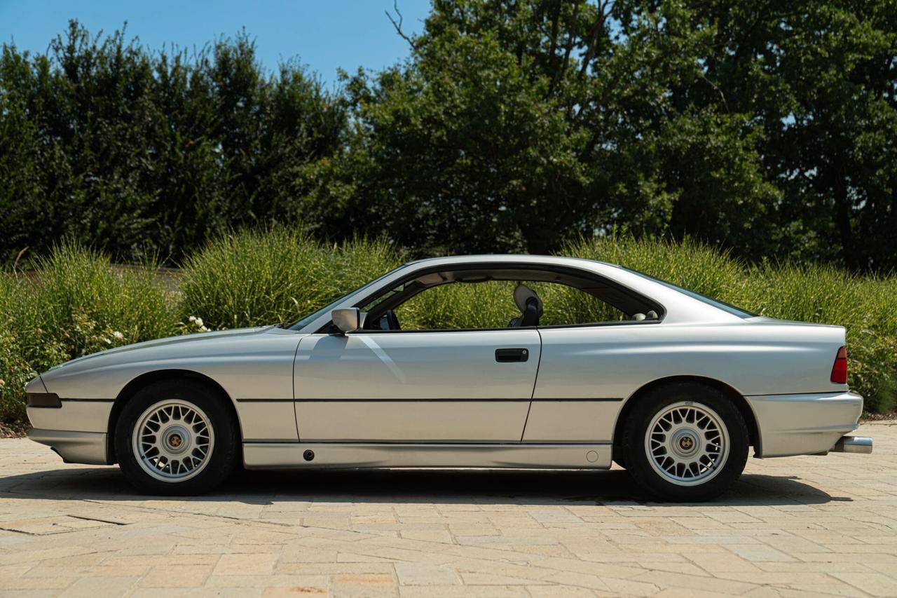 BMW 850i - BMV00113