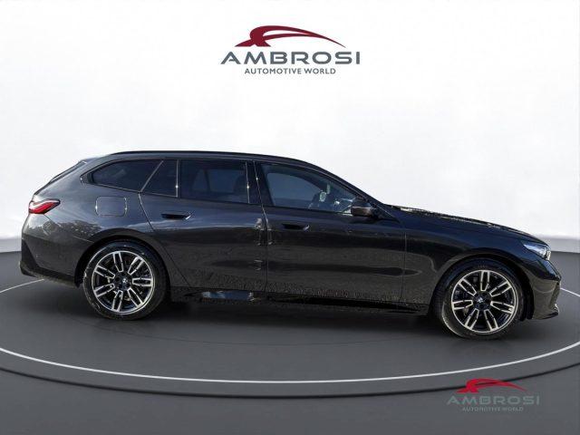 BMW 520 Serie 5 d xDrive Touring Msport Travel Package