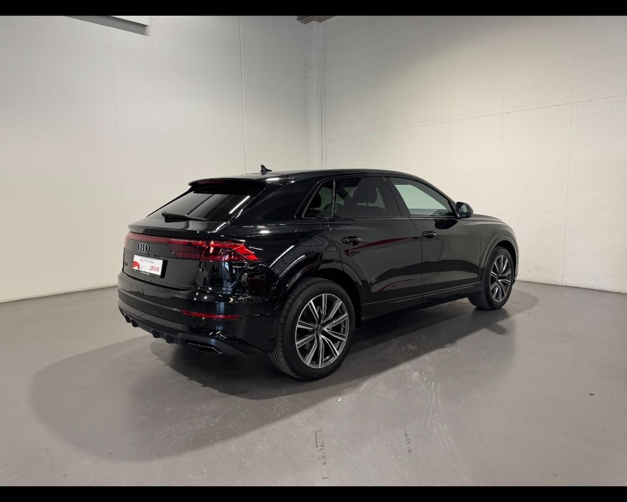 AUDI Q8 50 TDI MHEV QUATTRO S-TRONIC S LINE
