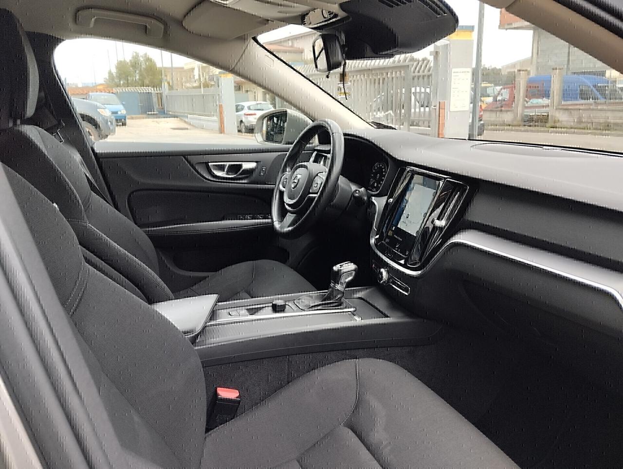 VOLVO V60 S.W. 2.0 TDI 150cv D3 Geartronic Business Plus