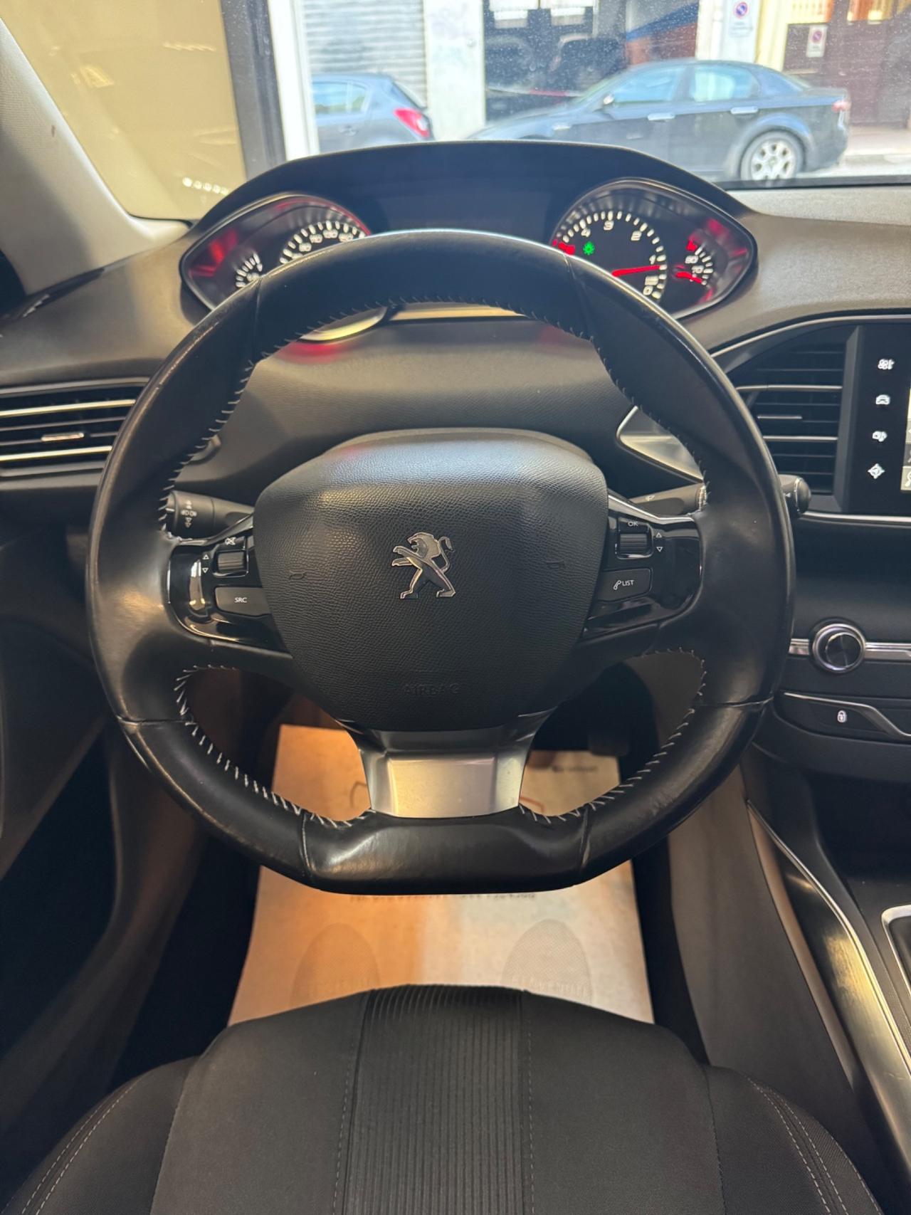 Peugeot 308 1.6 HDi 115 CV Stop&Start Allure