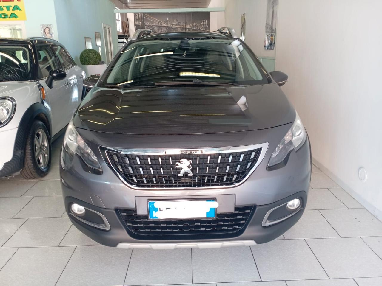 Peugeot 2008 BlueHDi 100 Black Matt