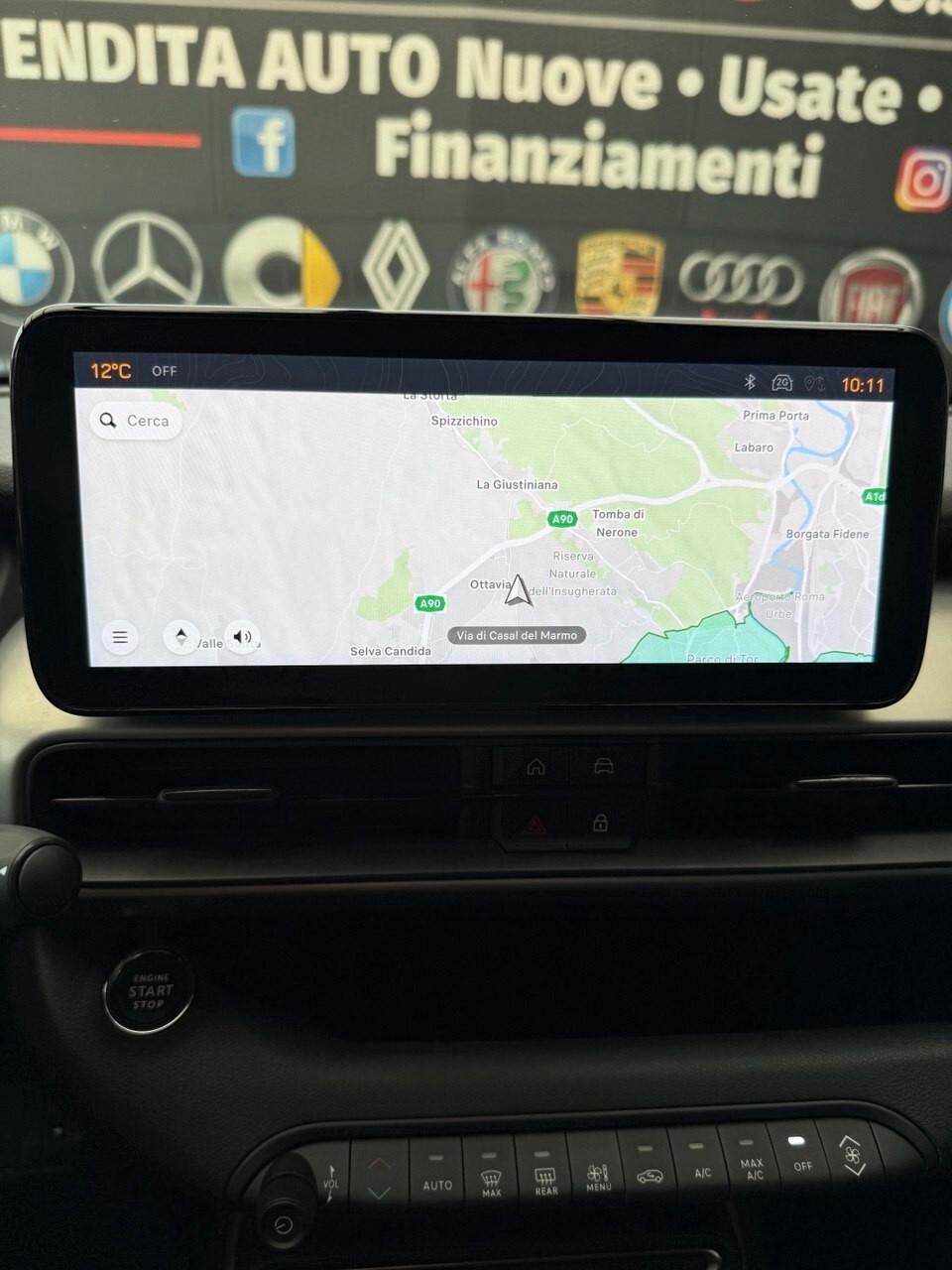 Jeep Avenger 1.2 Turbo 100 CV MHEV Summit